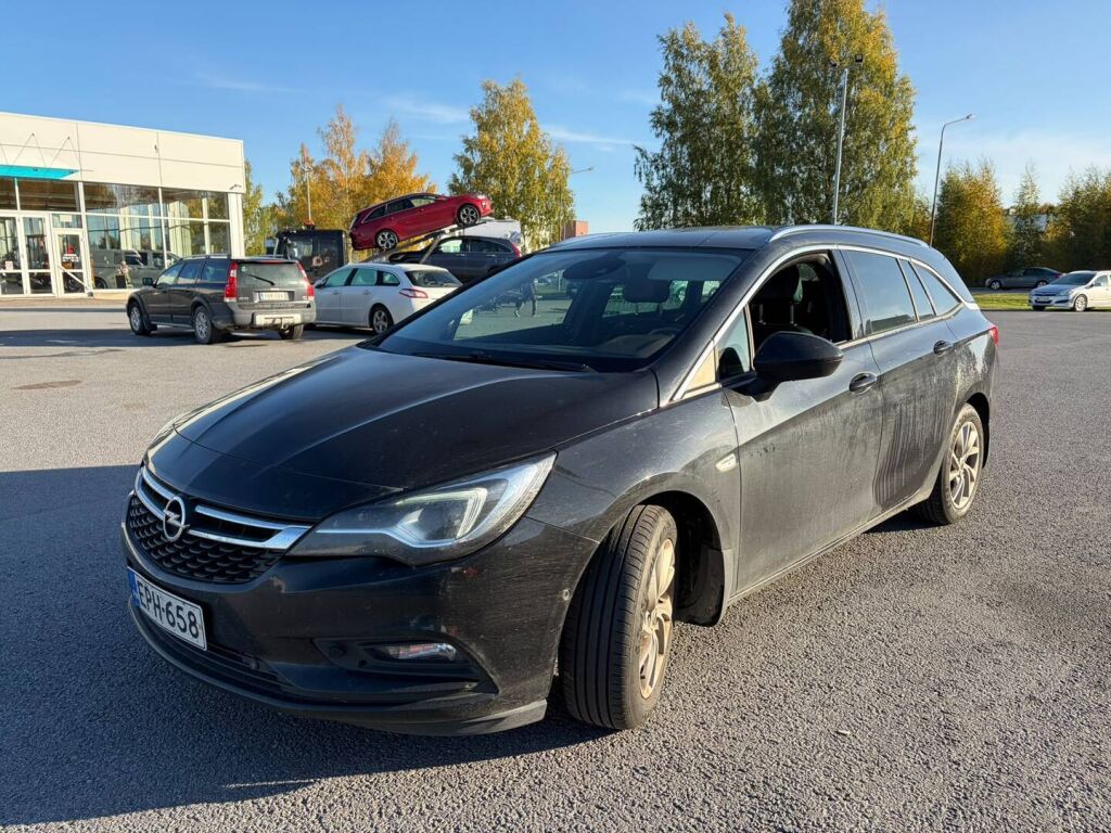 Opel Astra 2018 Musta