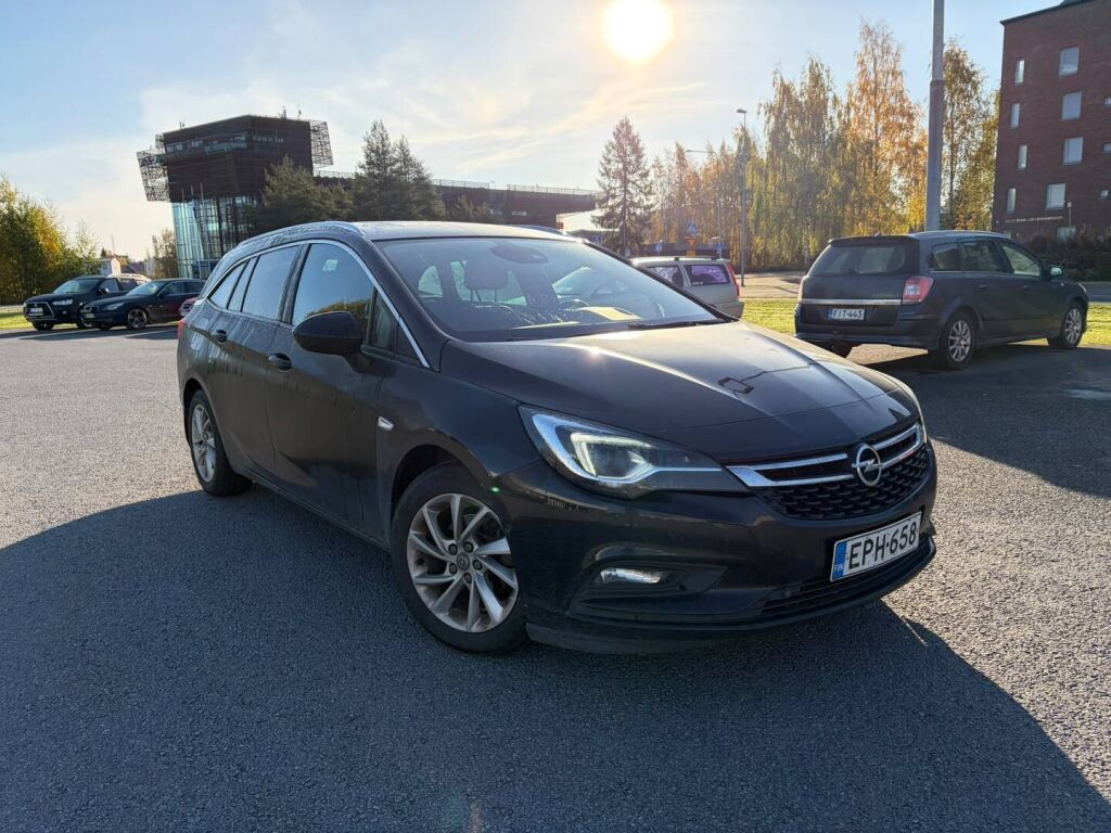 Opel Astra 2018 Musta