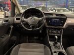 Volkswagen Touran 2018 Valkoinen