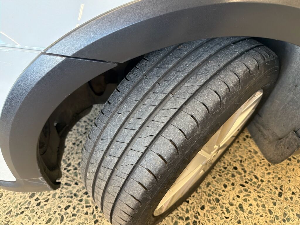 Volkswagen Golf 2018 Valkoinen