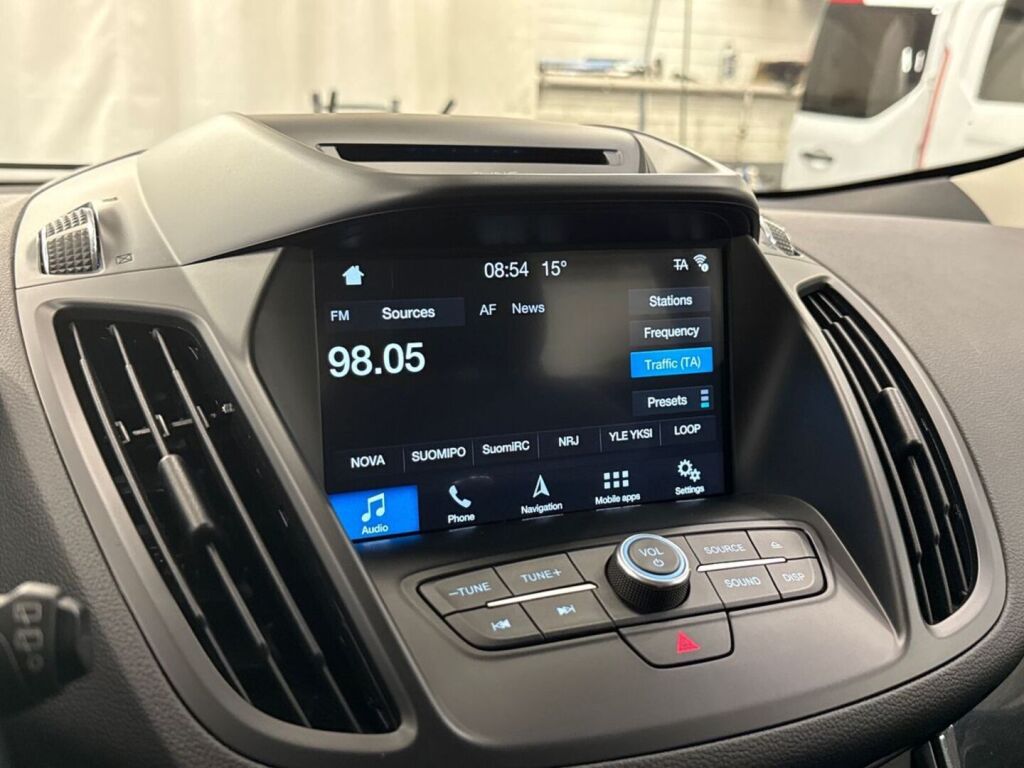 Ford Kuga 2018 Harmaa