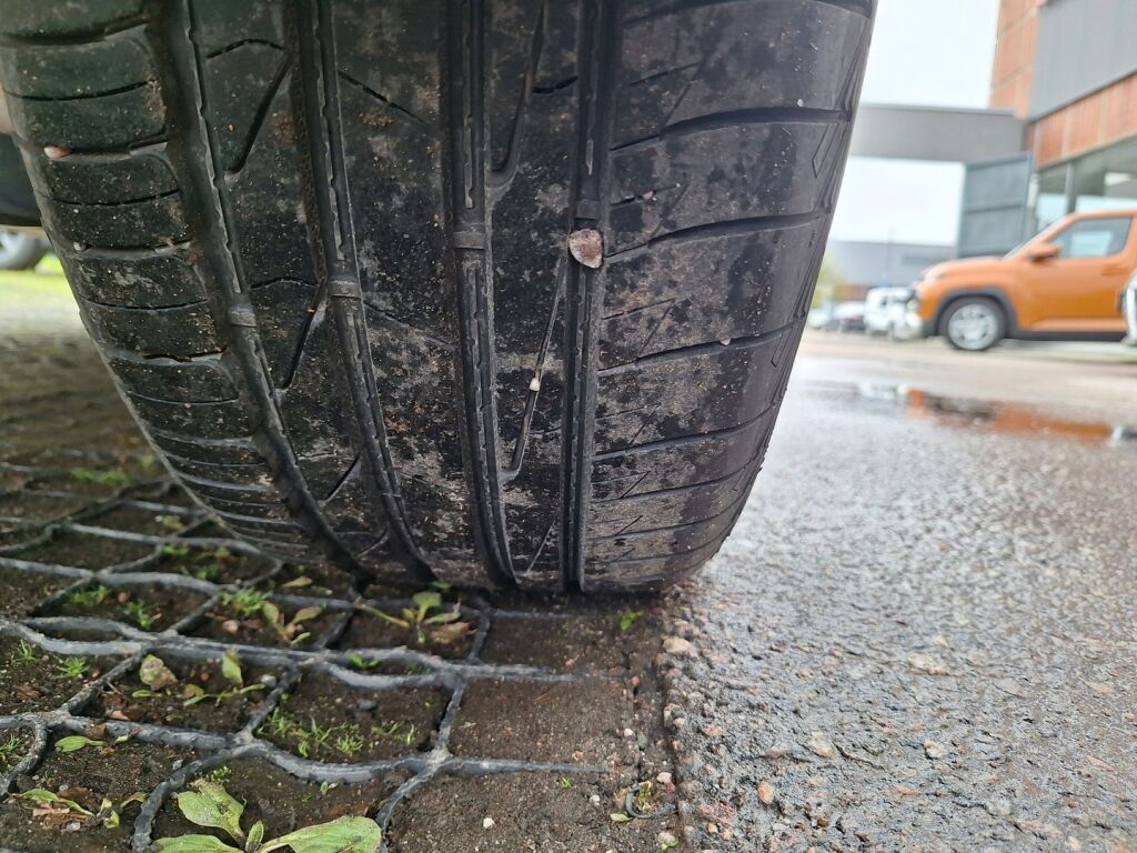 Ford Kuga 2018 Harmaa