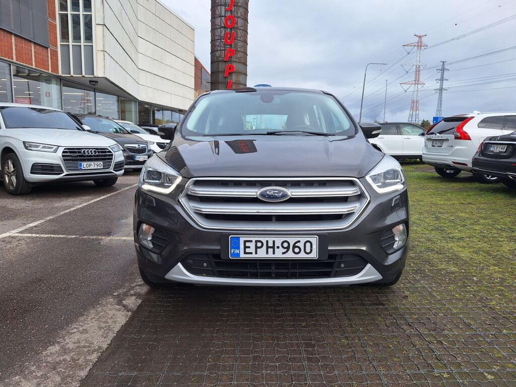 Ford Kuga 2018 Harmaa