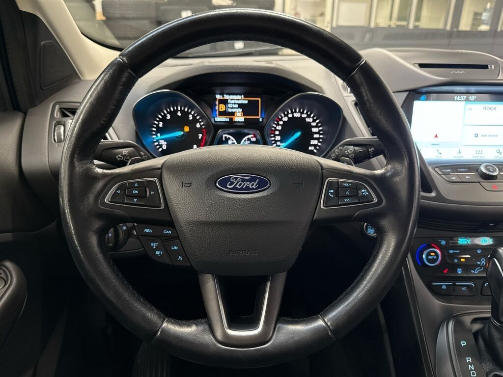 Ford Kuga 2018 Harmaa
