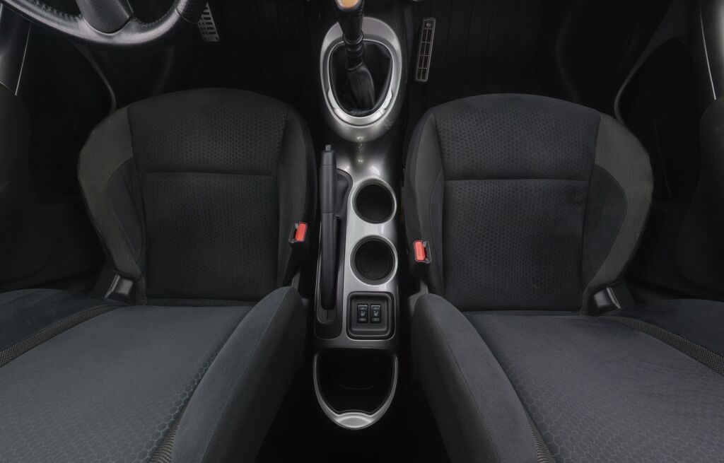 Nissan Juke 2011 Valkoinen