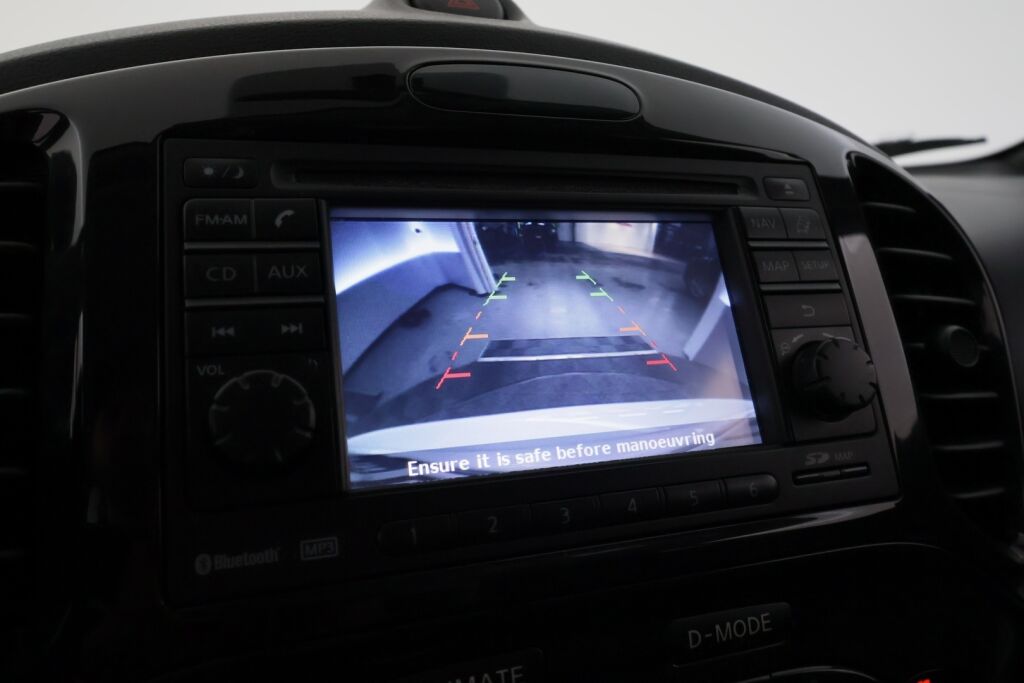 Nissan Juke 2011 Valkoinen