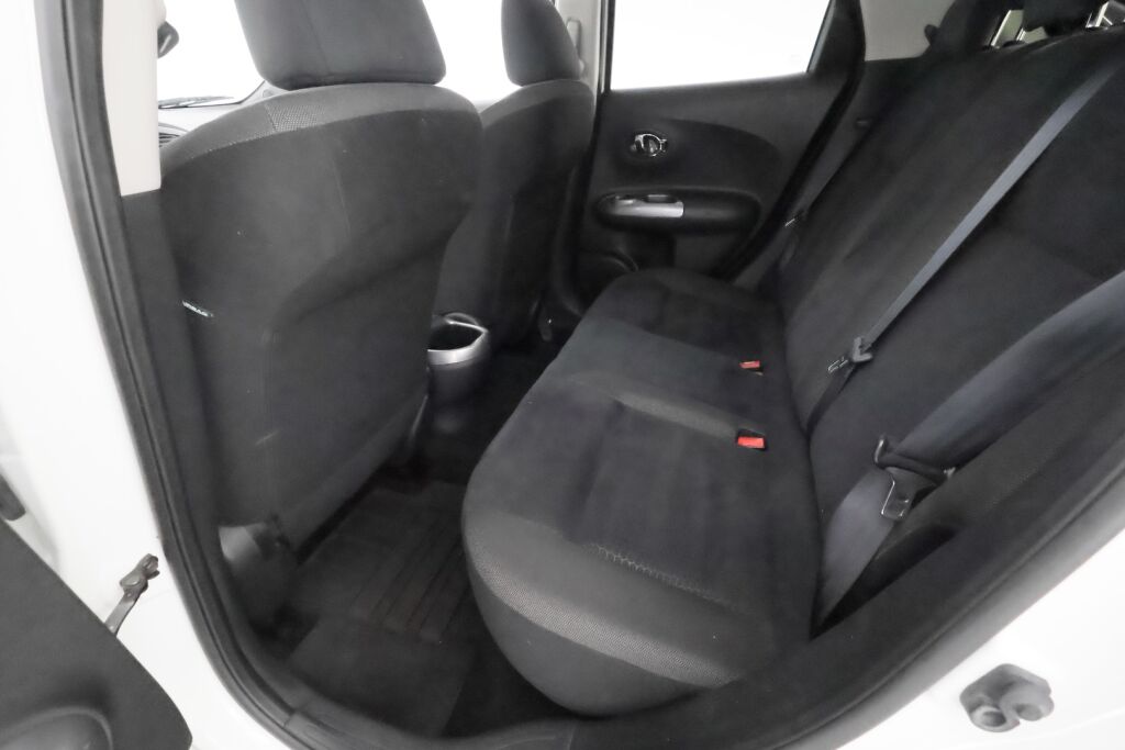 Nissan Juke 2011 Valkoinen