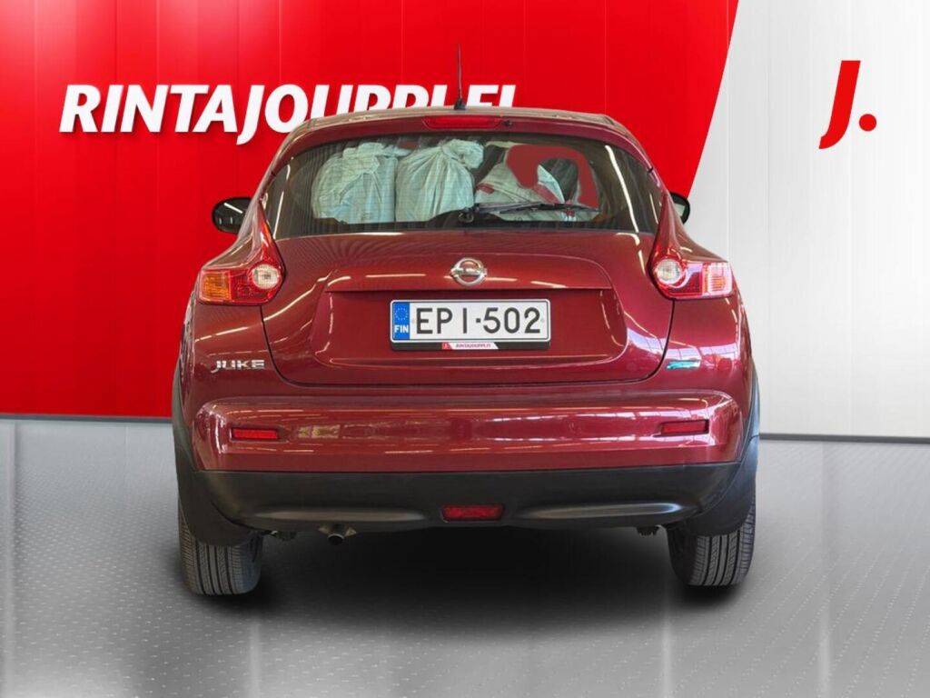 Nissan Juke 2011 Punainen