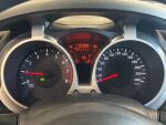 Nissan Juke 2011 Punainen