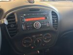 Nissan Juke 2011 Punainen
