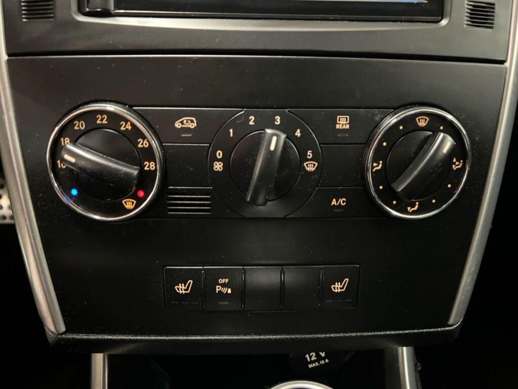 Mercedes-Benz B 2011 Valkoinen