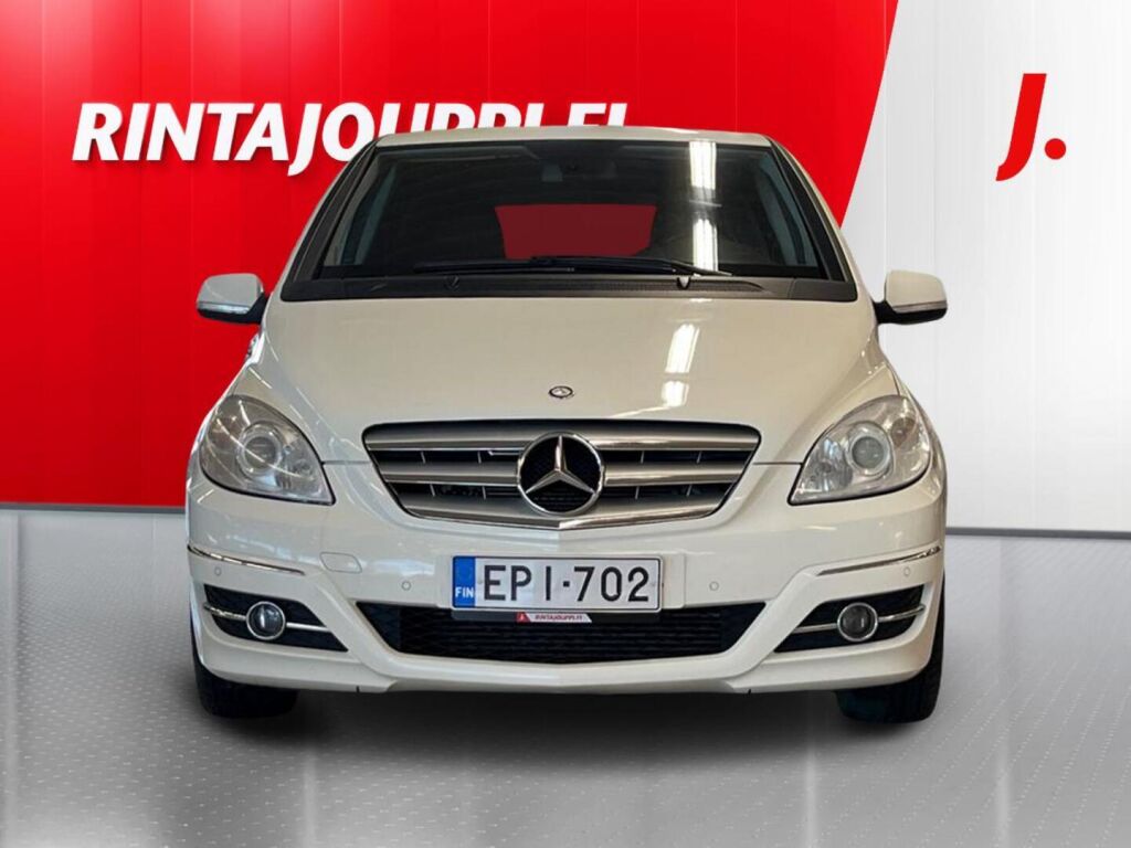 Mercedes-Benz B 2011 Valkoinen