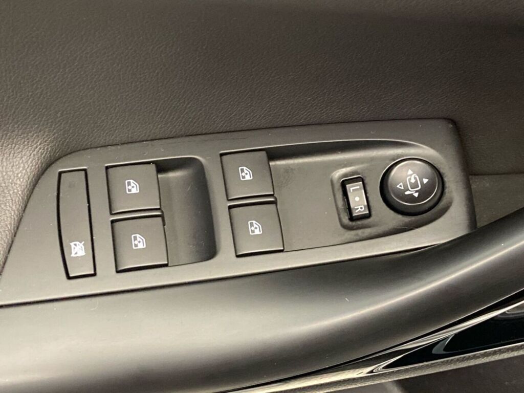 Opel Astra 2018 Valkoinen