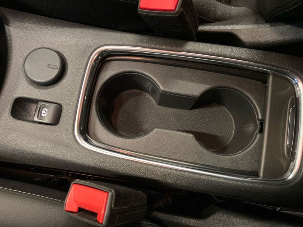 Opel Astra 2018 Valkoinen