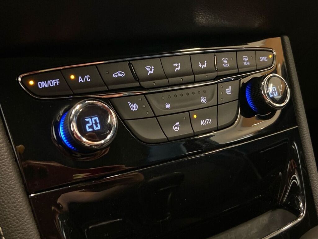 Opel Astra 2018 Valkoinen