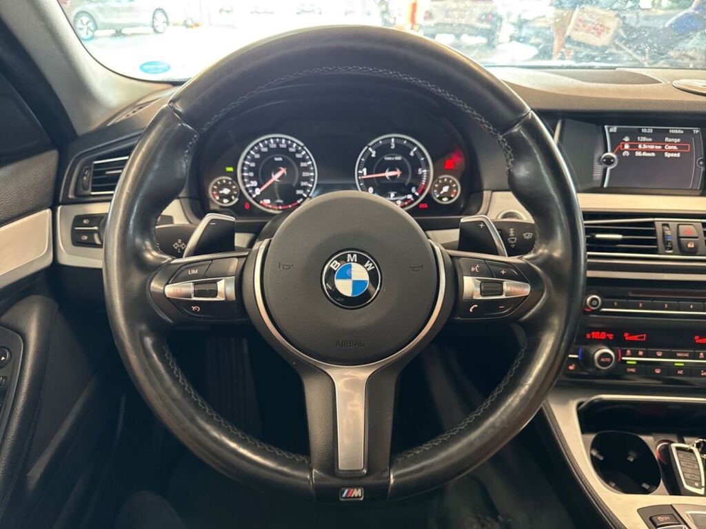 BMW 520 2014 Musta