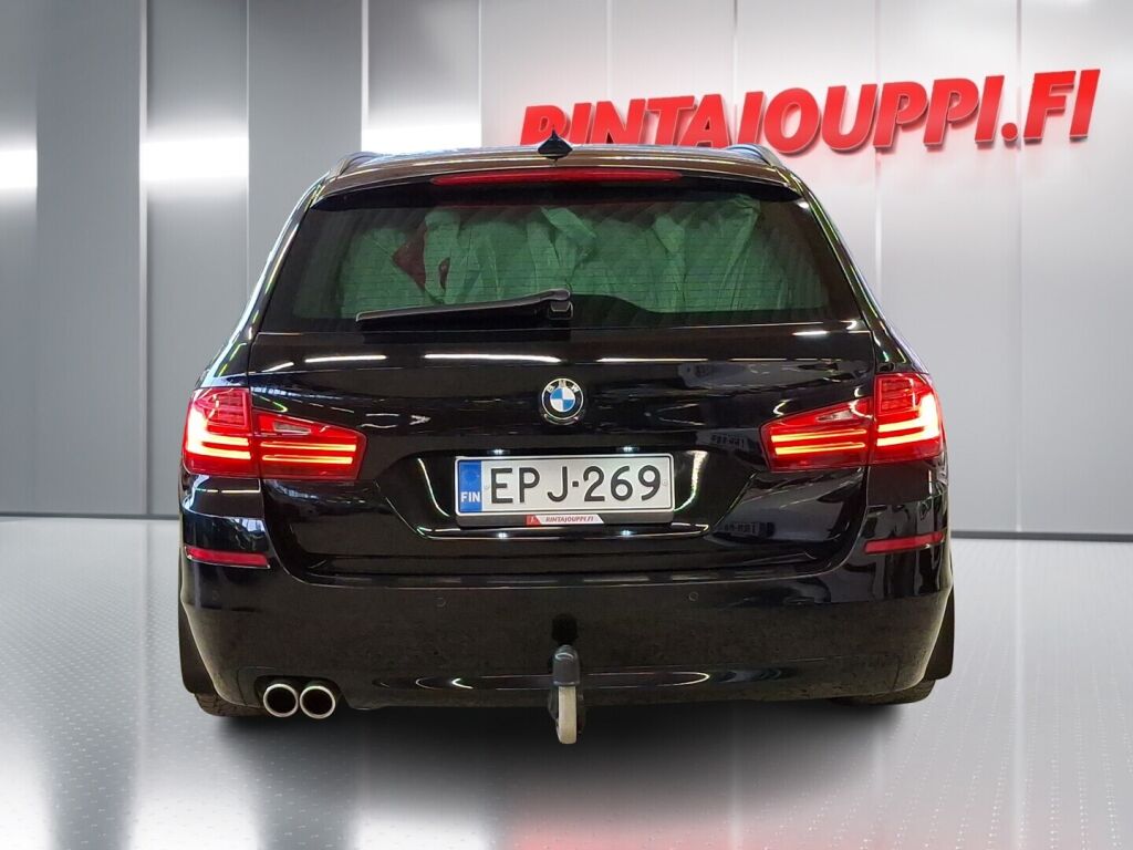 BMW 520 2014 Musta