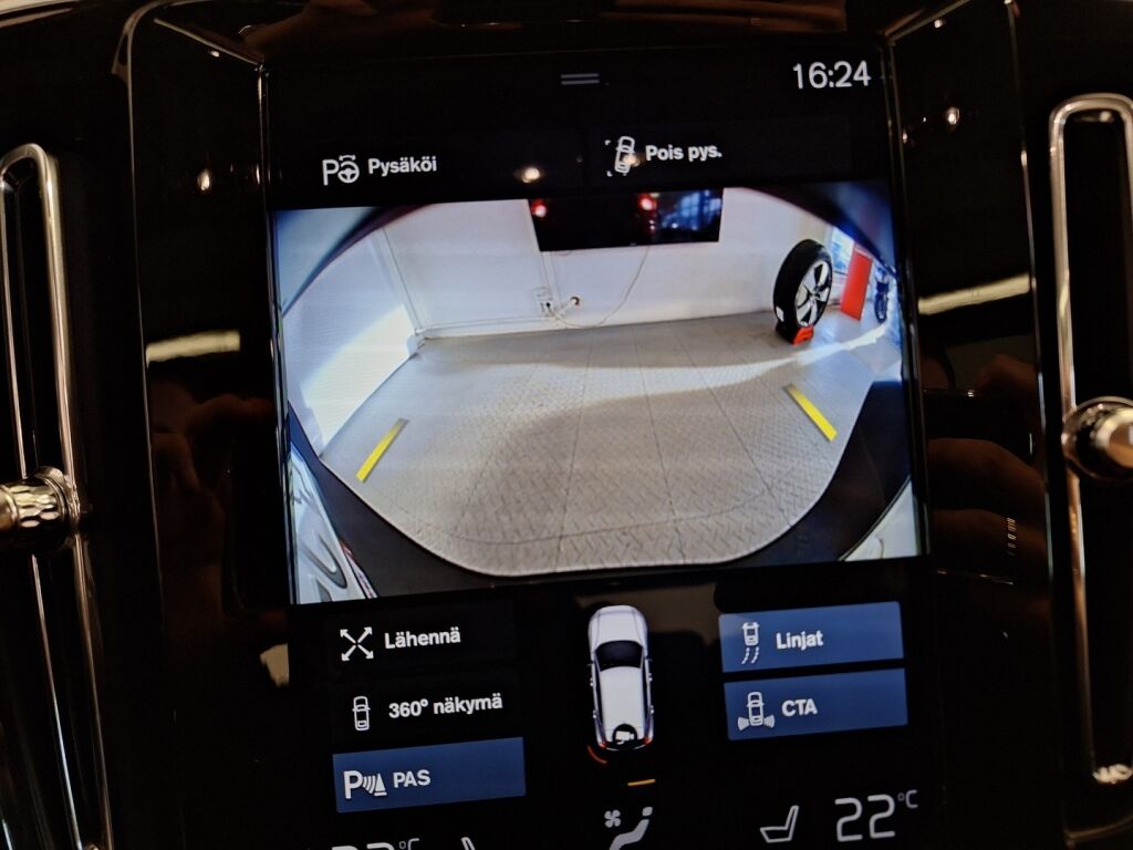 Volvo XC40 2018 Punainen