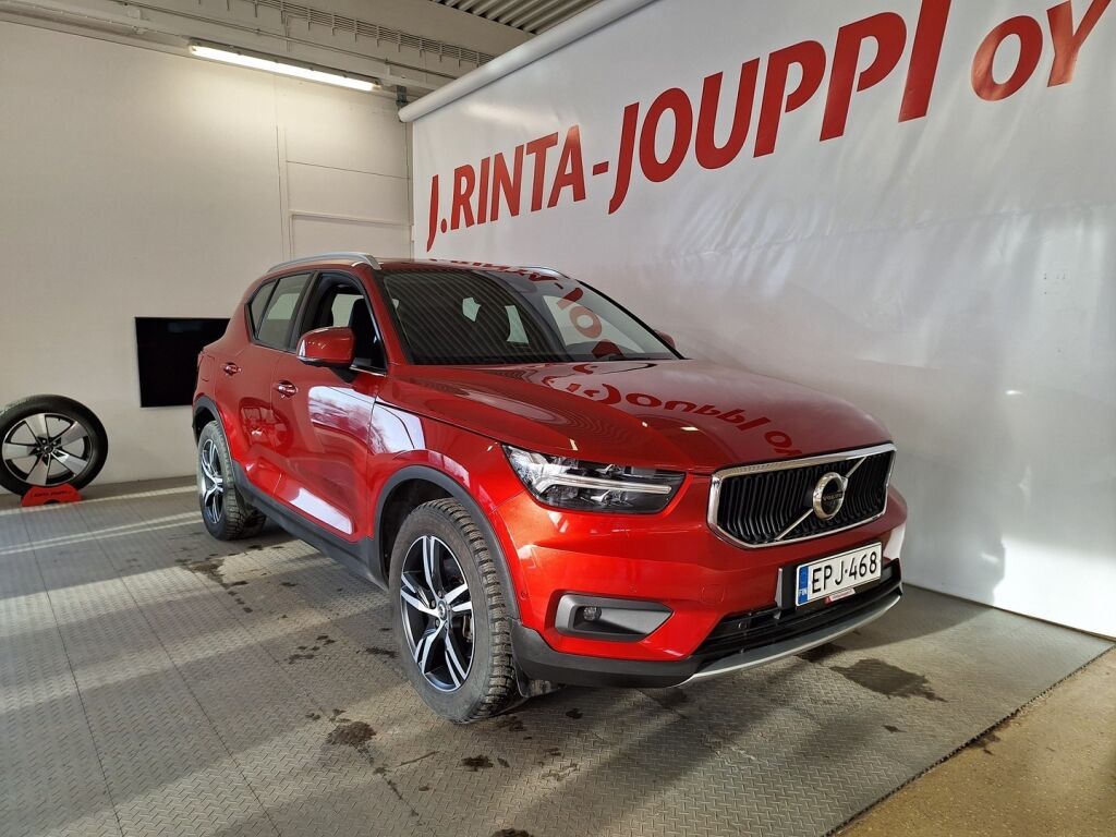 Volvo XC40 2018 Punainen