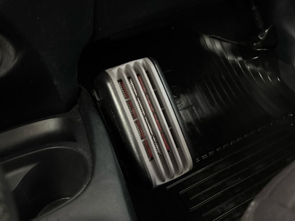 Toyota Yaris 2018 Punainen