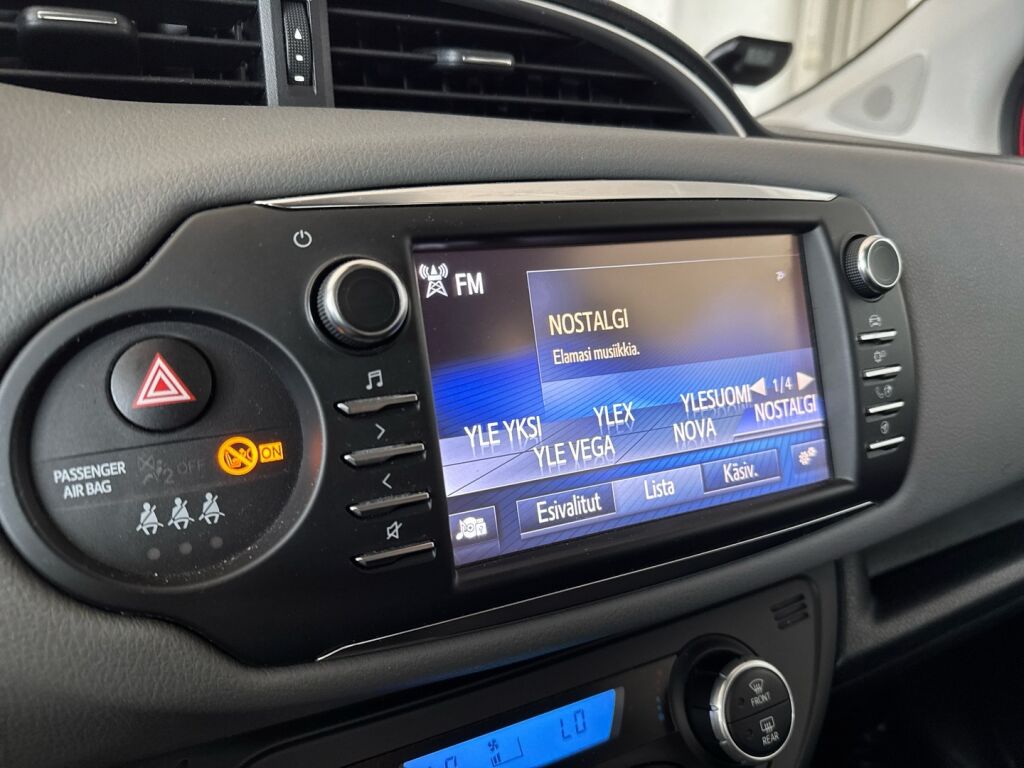 Toyota Yaris 2018 Punainen