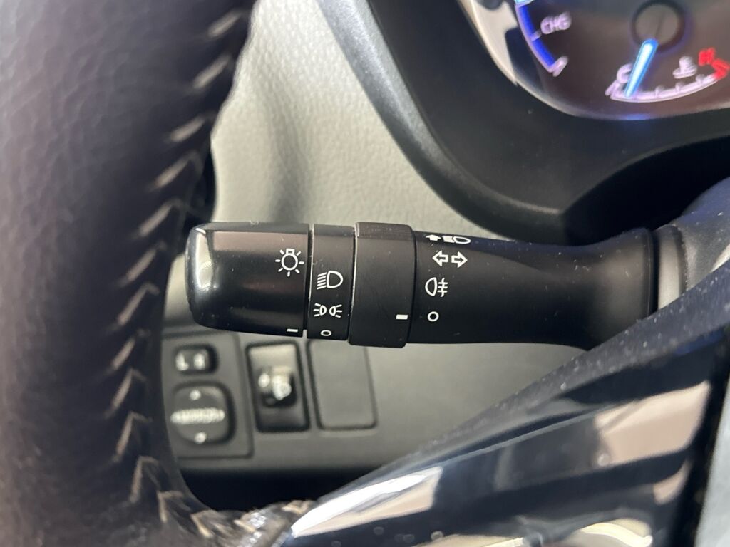 Toyota Yaris 2018 Punainen