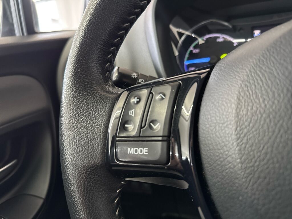 Toyota Yaris 2018 Punainen