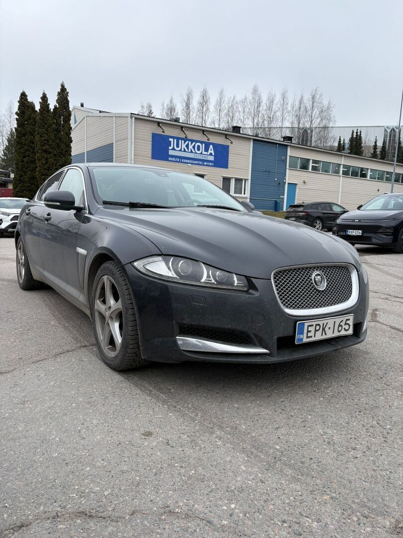 Jaguar XF 2012 Harmaa