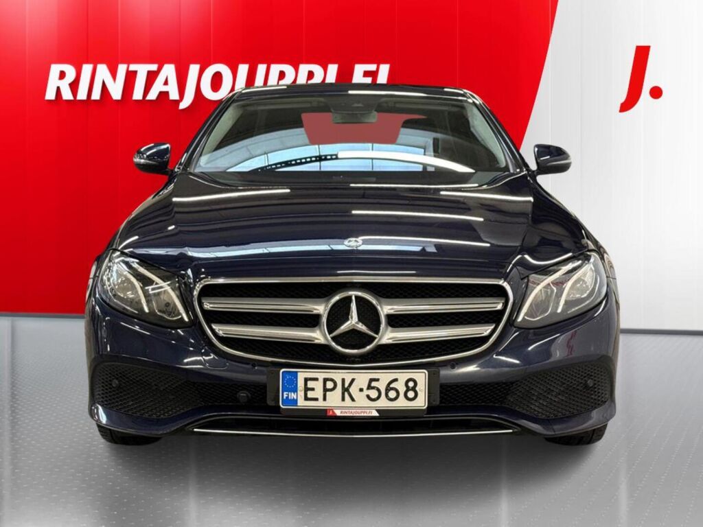 Mercedes-Benz E 2018 Sininen