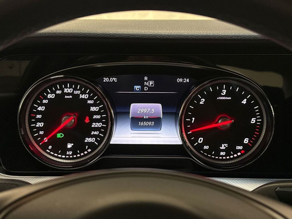 Mercedes-Benz E 2018 Sininen
