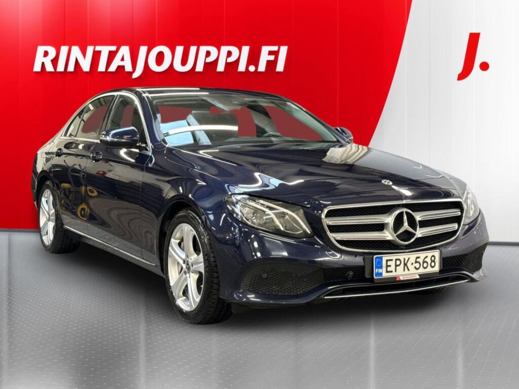 Mercedes-Benz E 2018 Sininen