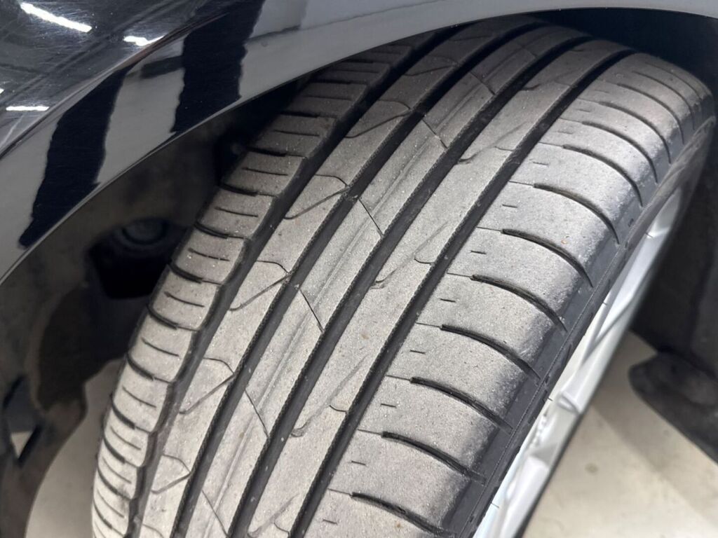 Audi A3 2018 Musta