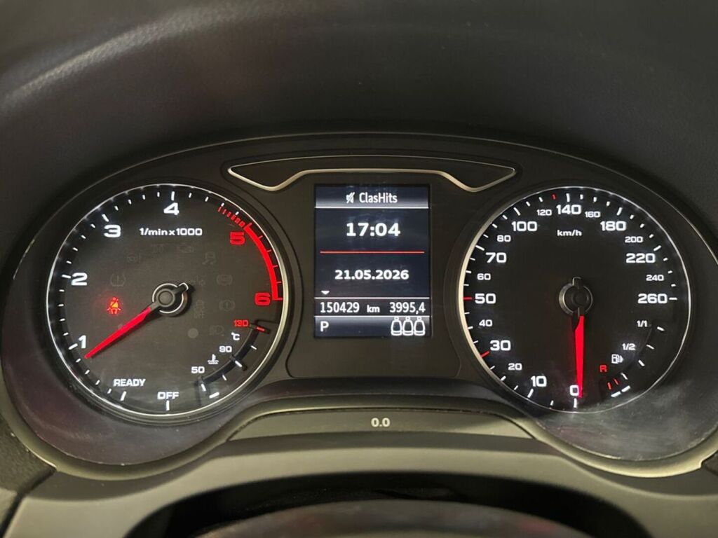 Audi A3 2018 Musta
