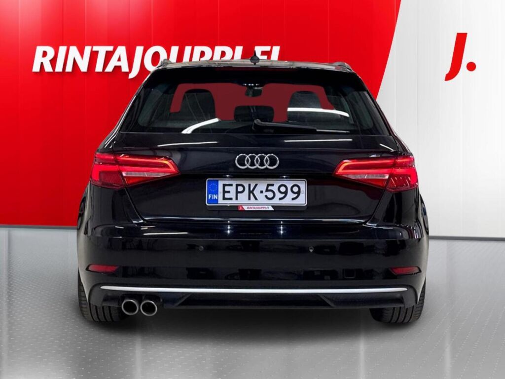 Audi A3 2018 Musta