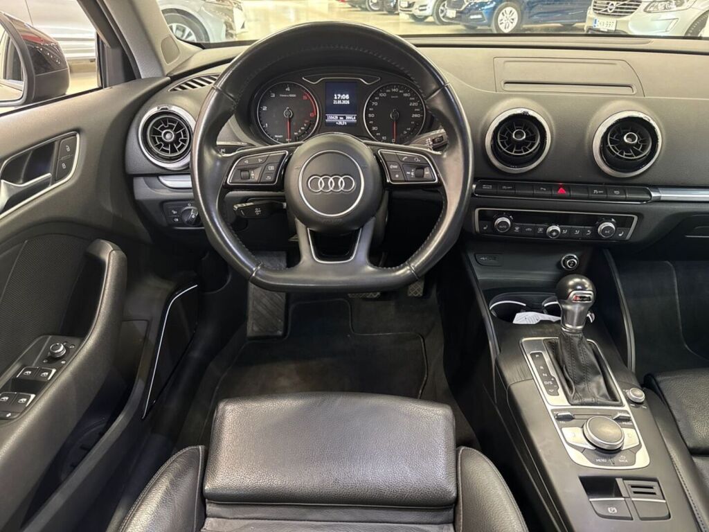 Audi A3 2018 Musta