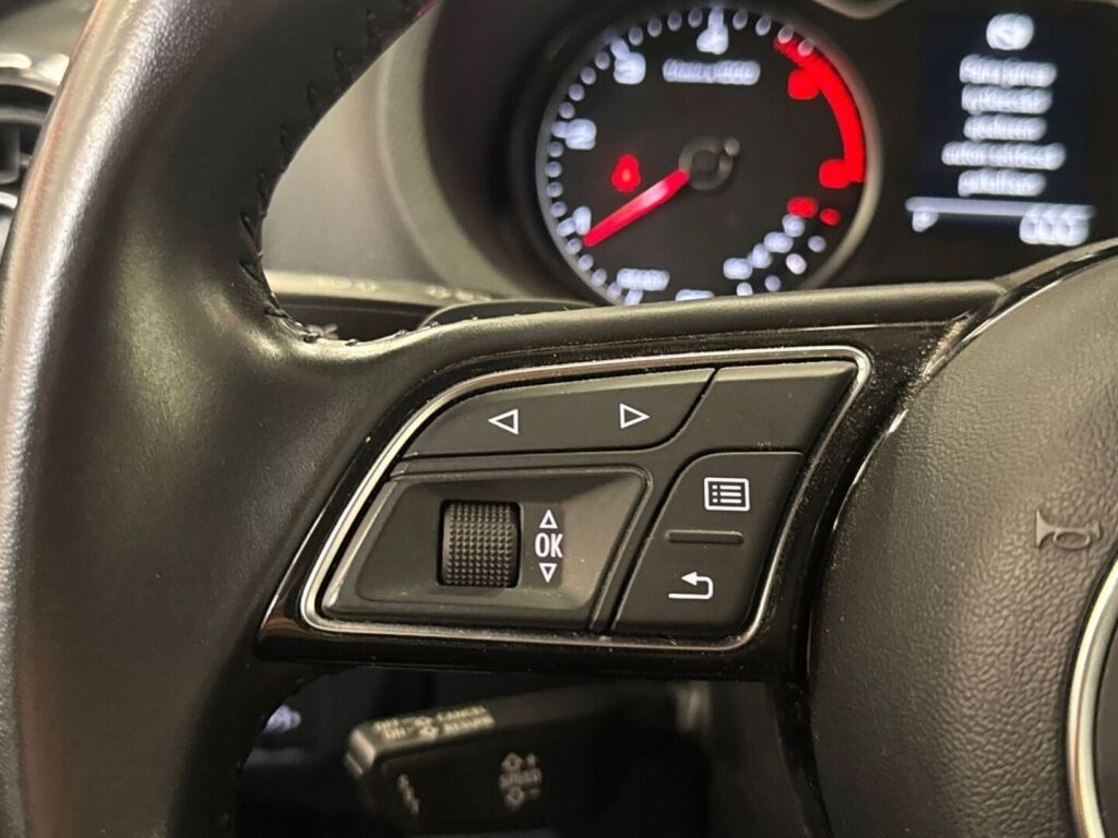 Audi A3 2018 Musta