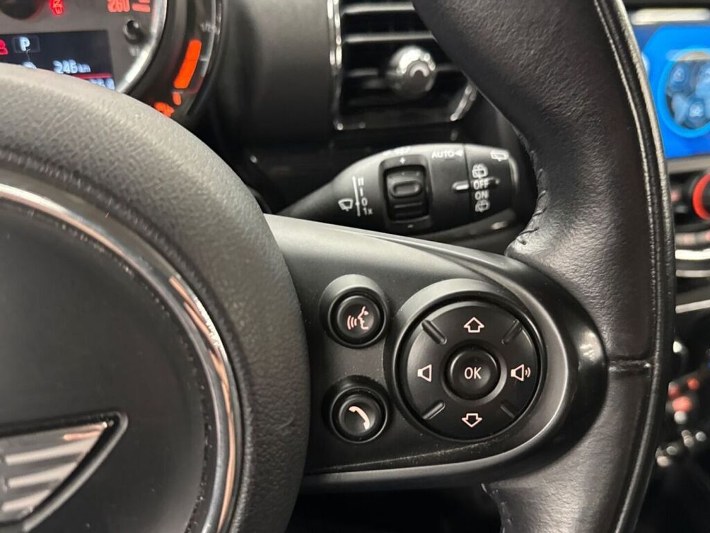 Mini Clubman 2018 Sininen