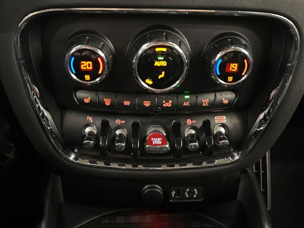 Mini Clubman 2018 Sininen
