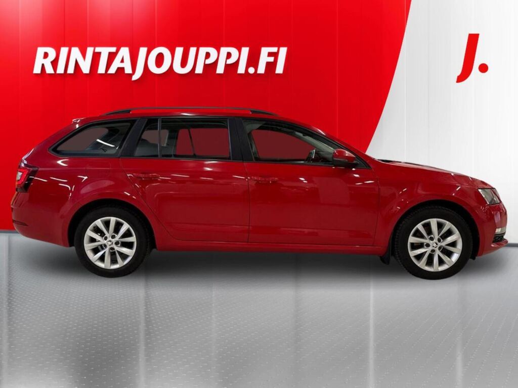 Skoda Octavia 2018 Punainen