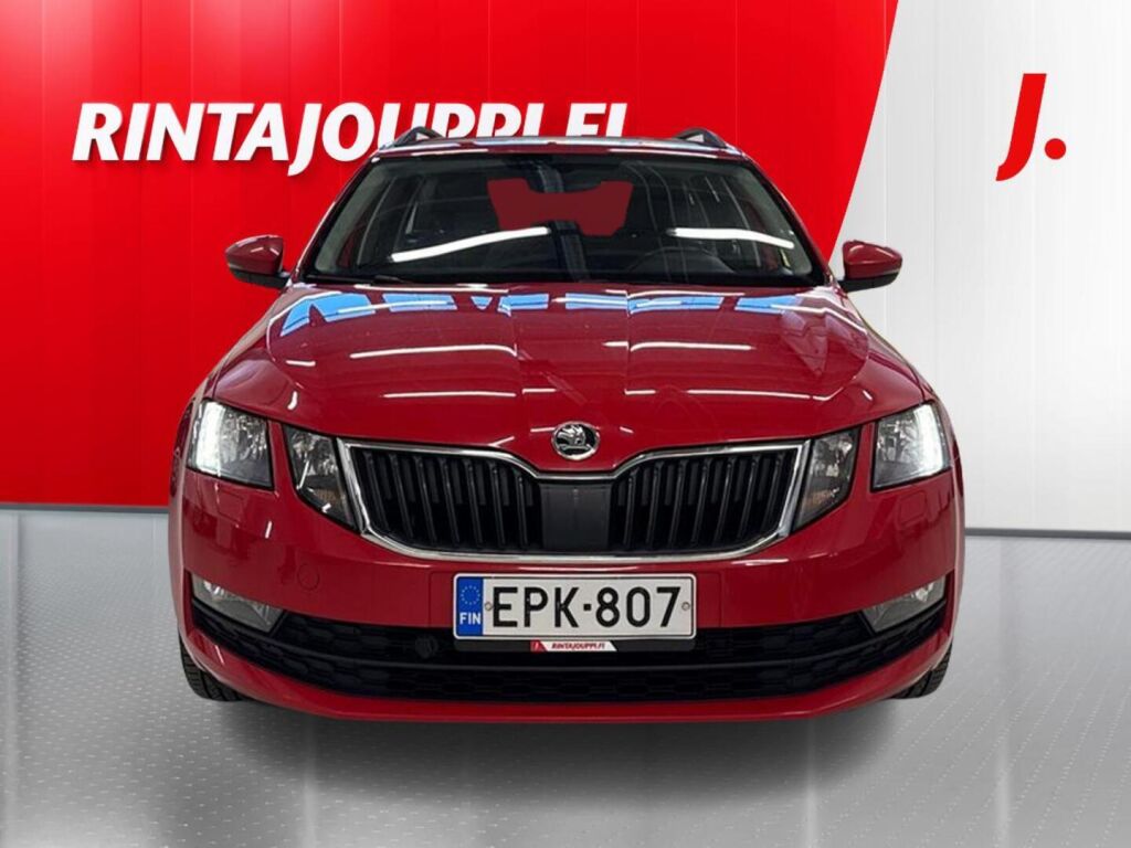 Skoda Octavia 2018 Punainen