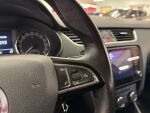Skoda Octavia 2018 Punainen