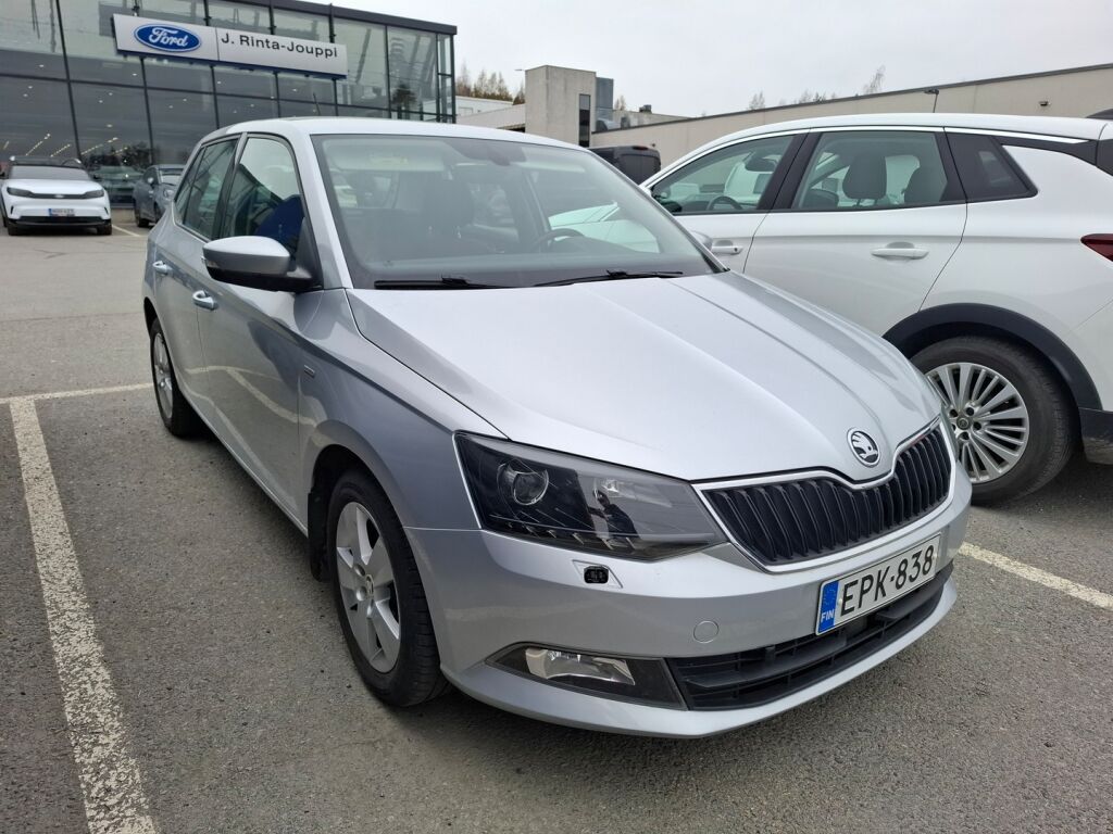Skoda Fabia 2018 Harmaa