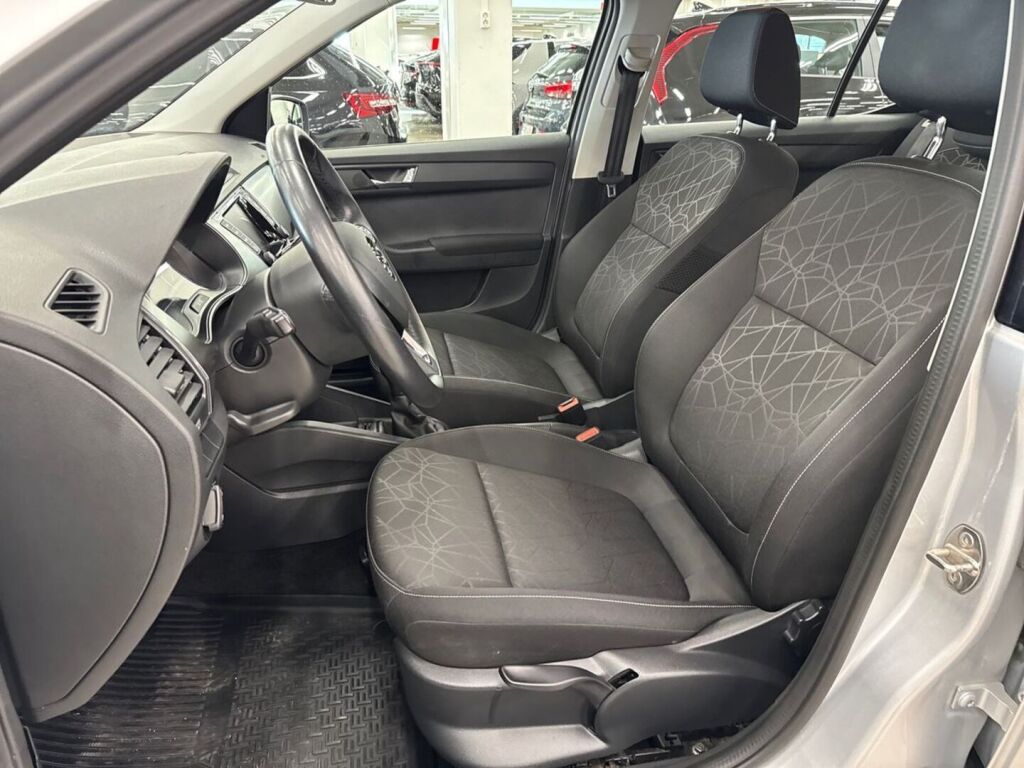 Skoda Fabia 2018 Harmaa