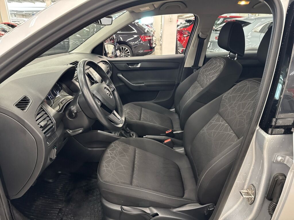 Skoda Fabia 2018 Harmaa