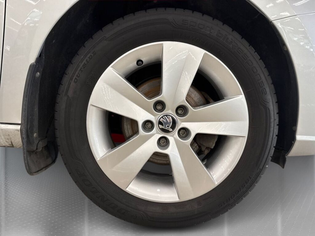 Skoda Fabia 2018 Harmaa