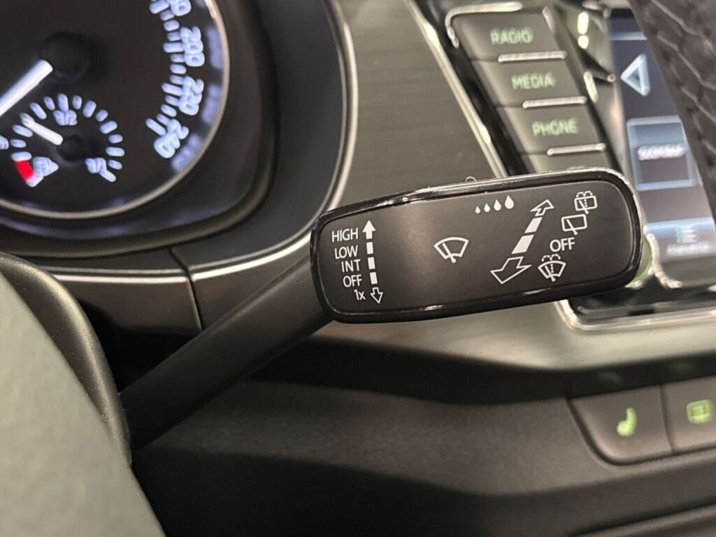 Skoda Fabia 2018 Harmaa