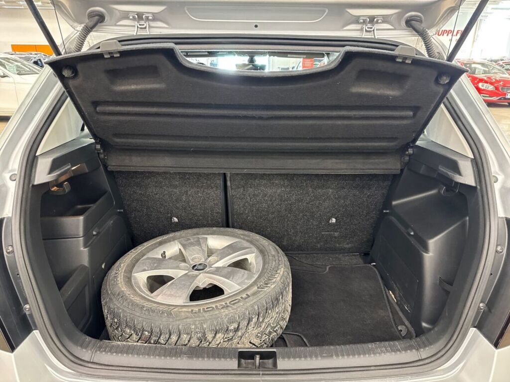 Skoda Fabia 2018 Harmaa