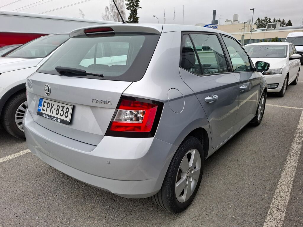 Skoda Fabia 2018 Harmaa