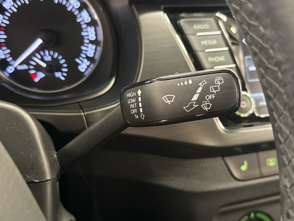 Skoda Fabia 2018 Harmaa