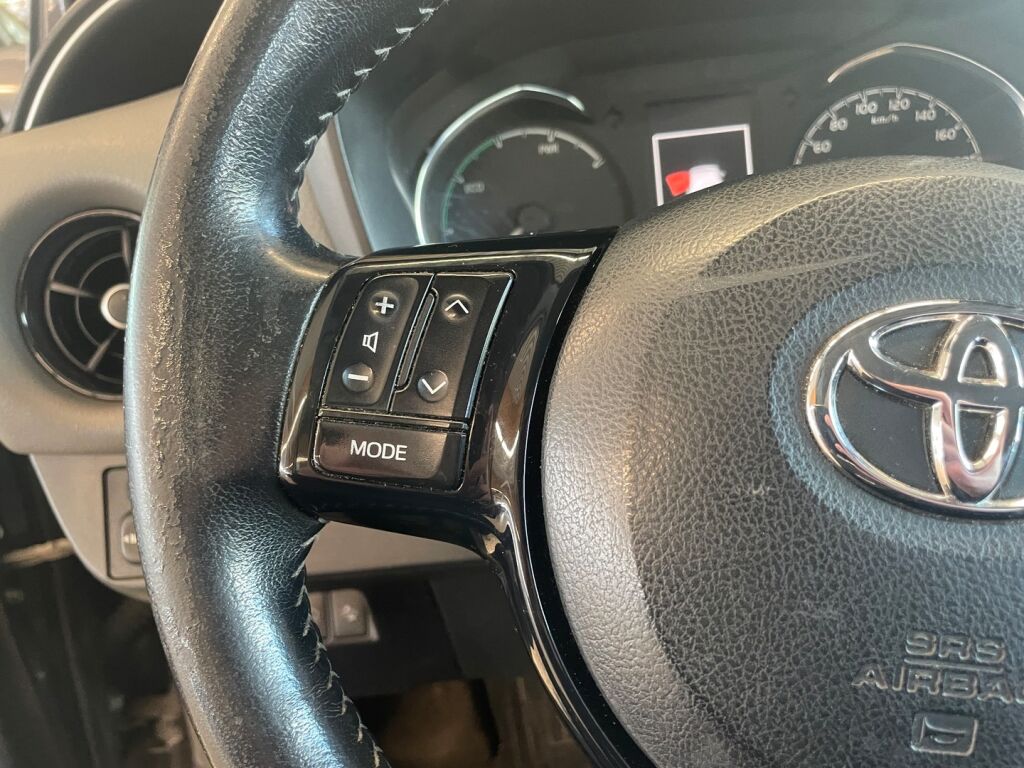 Toyota Yaris 2018 Harmaa